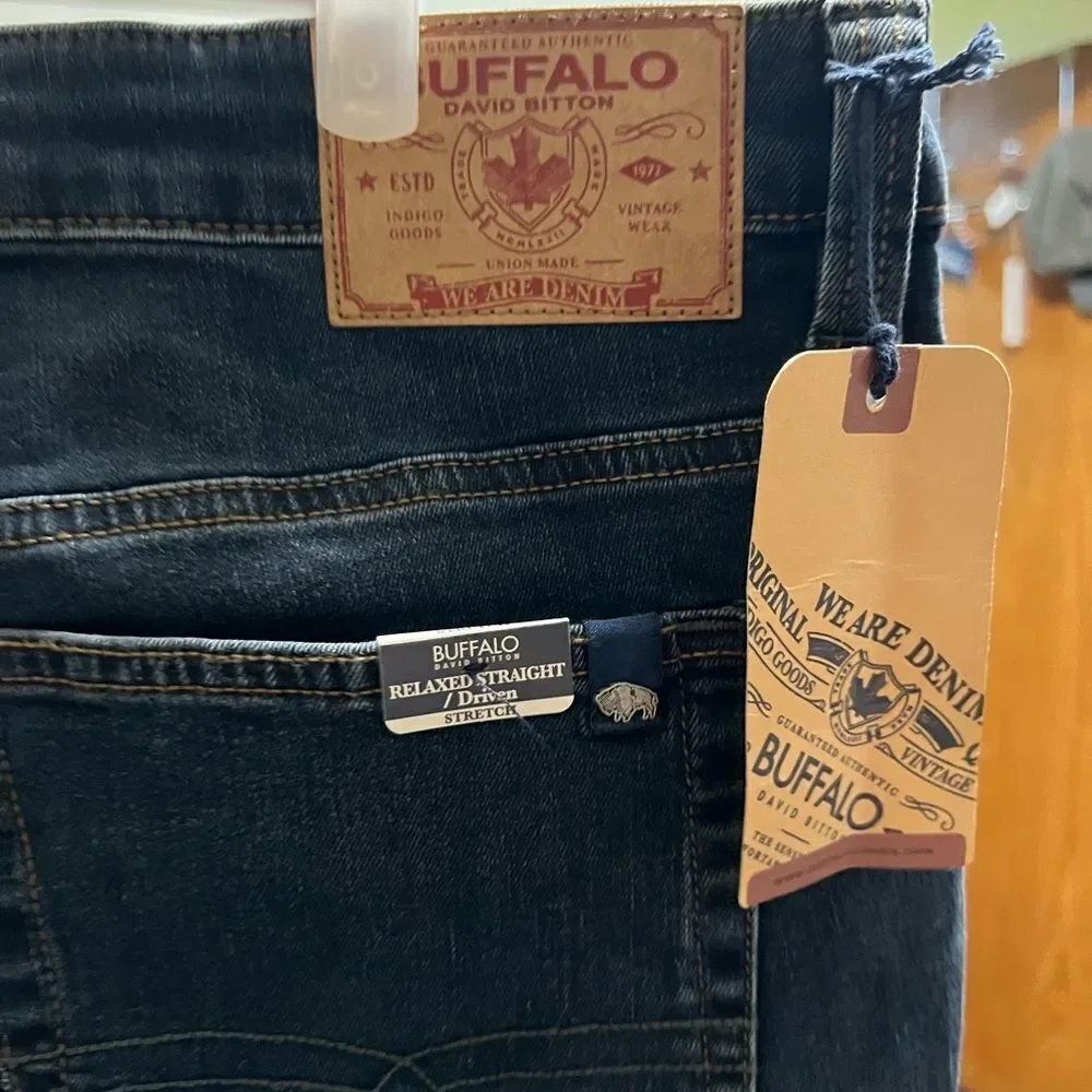 NWT Buffalo Relaxed/Straight/Driven 34 x 32 Jeans #JTB029